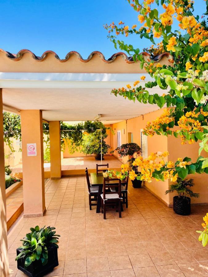 Villa Con Piscina Gigante Sant Francesc de s'Estany Exteriör bild